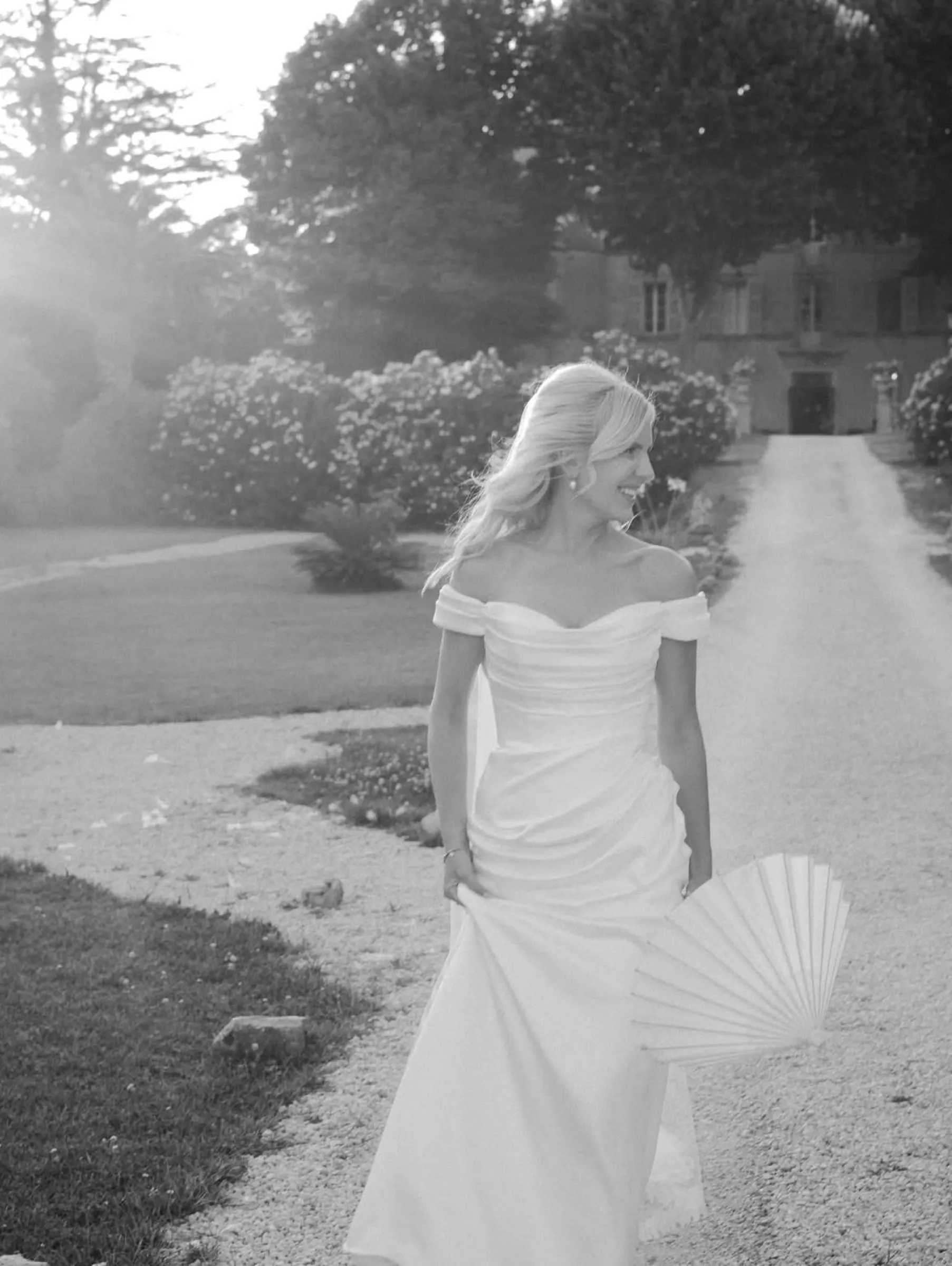 Bridal hairstyle at Château Robinier by Khrysty Burych, hairstylist Côte d'Azur