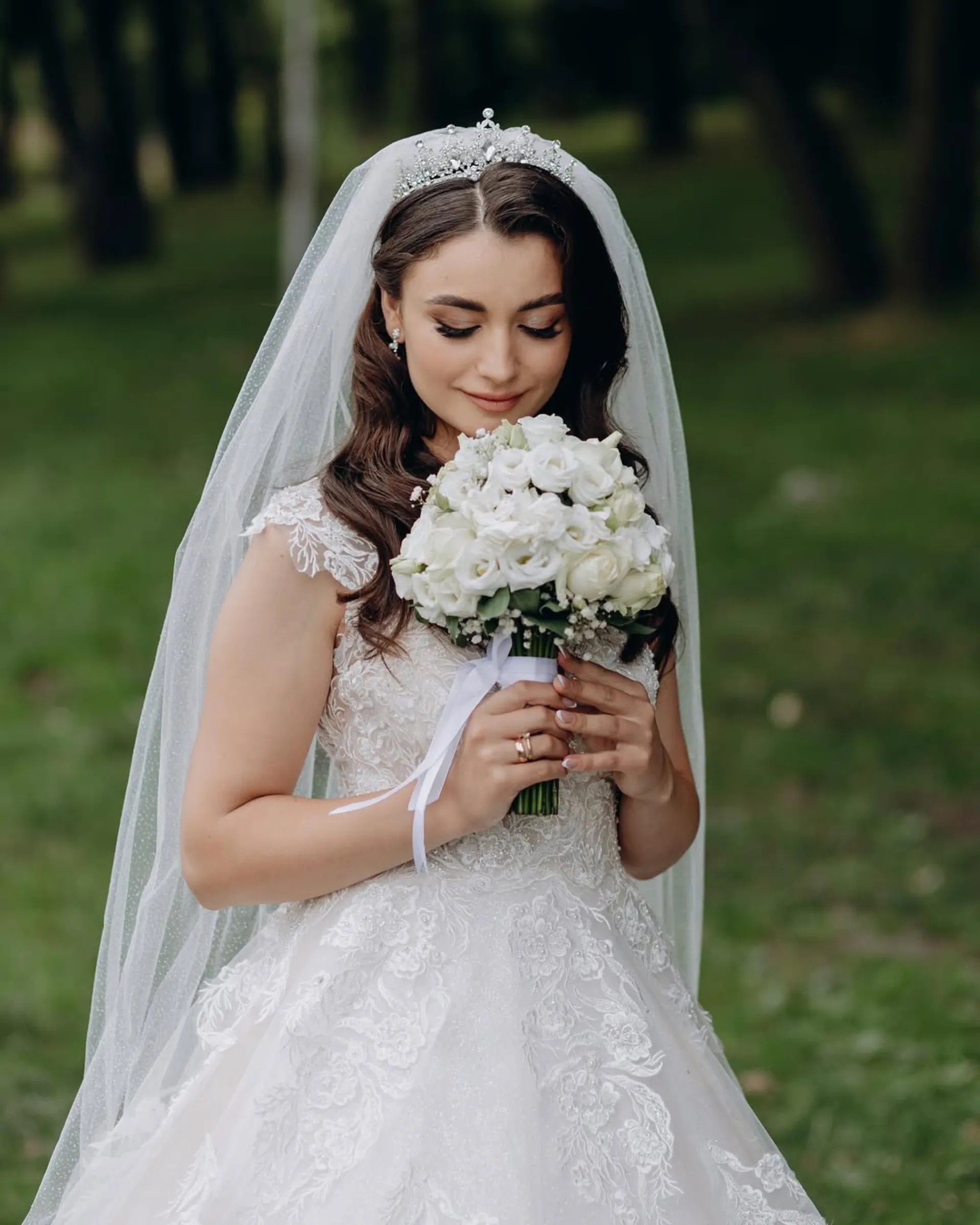 Bridal updo in Cannes by Khrysty Burych, hairstylist Côte d'Azur