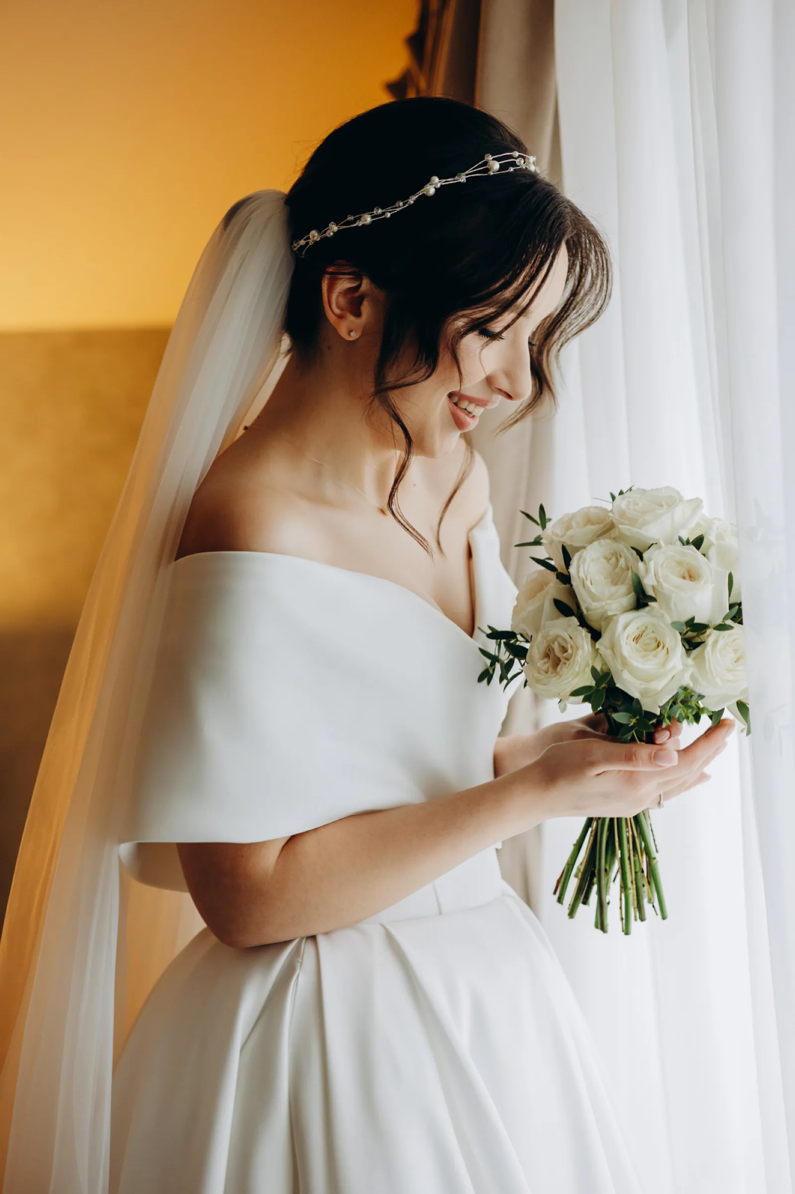 Wedding look in Antibes by Khrysty Burych, hairstylist Côte d'Azur